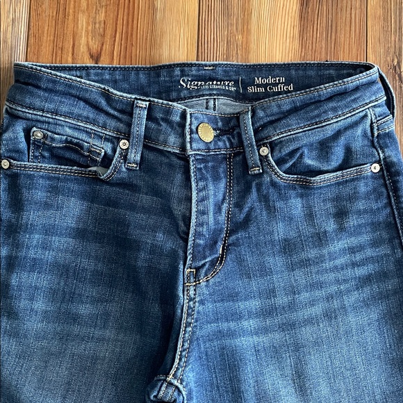 Levi Strauss Jeans - Picture 2 of 6